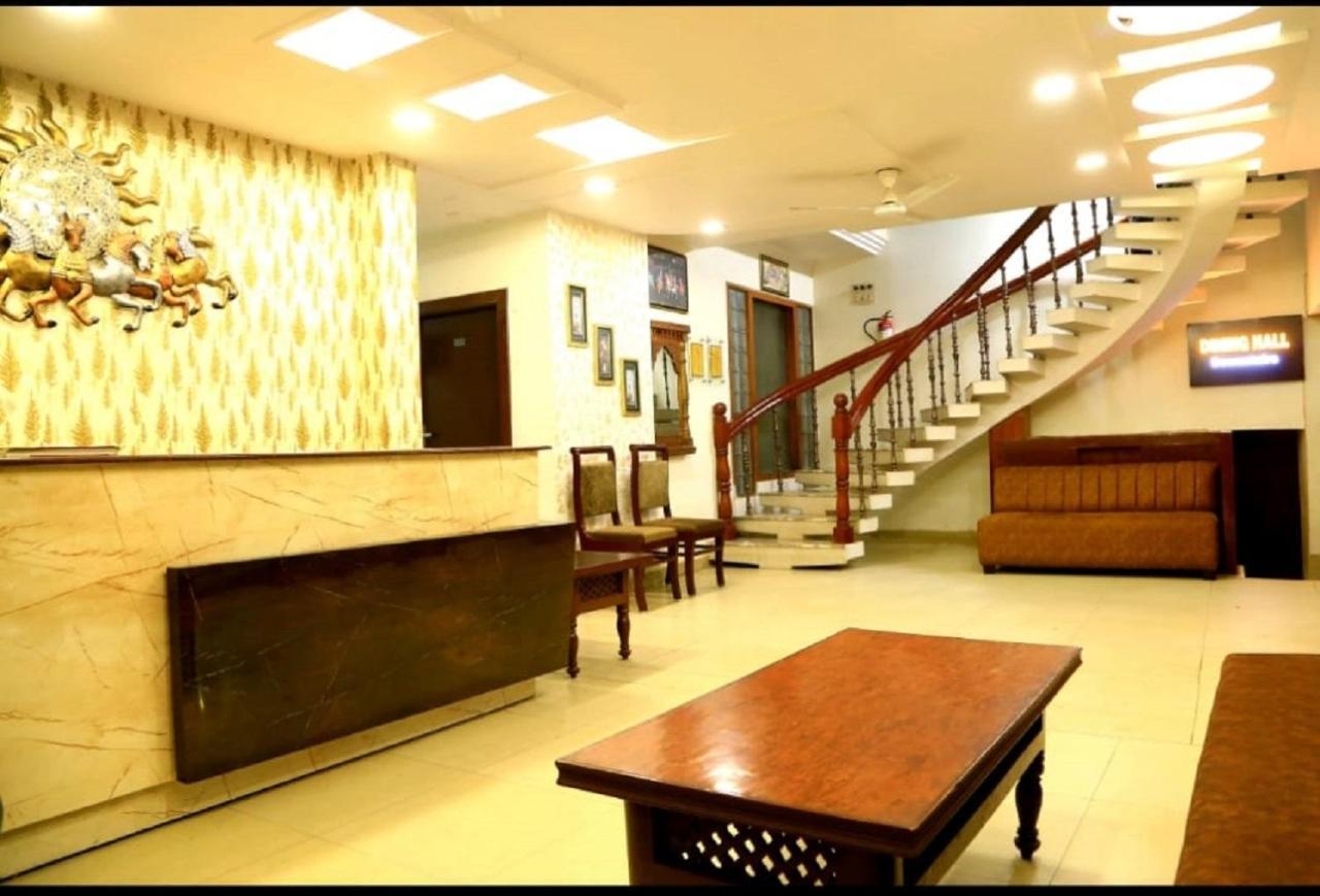 Hotel Kirandeep Agra 아그라 외부 사진