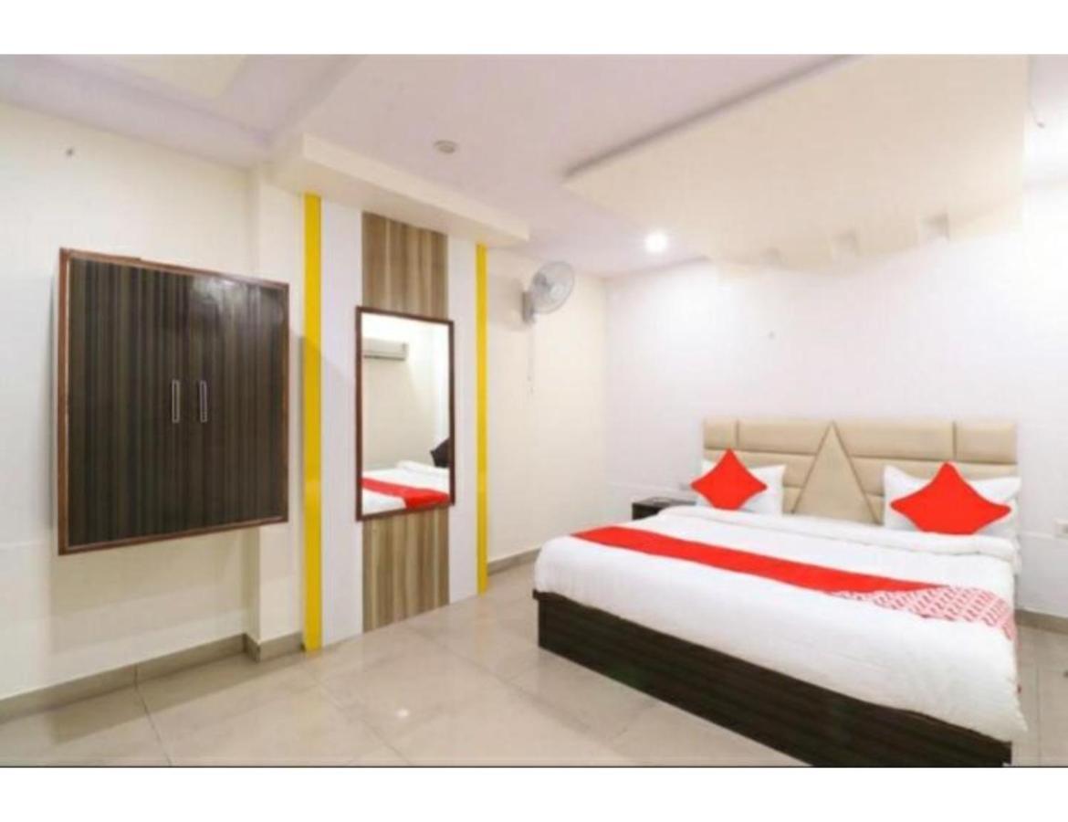 Hotel Kirandeep Agra 아그라 외부 사진