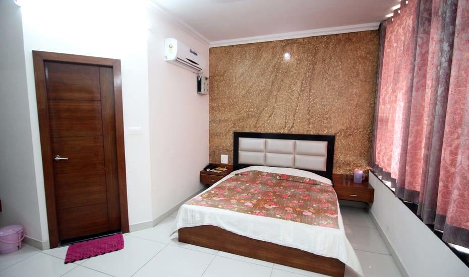 Hotel Kirandeep Agra 아그라 외부 사진