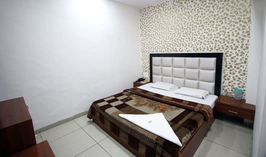 Hotel Kirandeep Agra 아그라 외부 사진